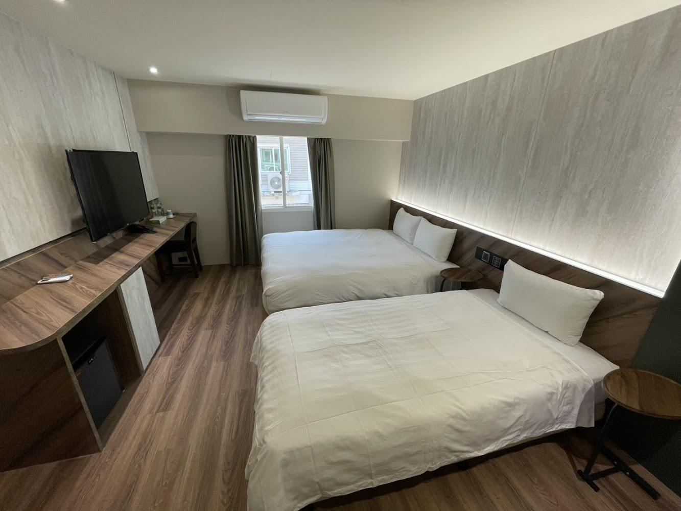 苗栗「米南山妍」變身「喵裏汽車旅館」！貓貍山旁高質感住宿震撼回歸，平日$1680起高CP值引爆話題