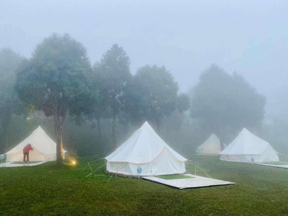 2026新竹旅遊推薦｜愛上喜翁免裝備豪華露營：一泊二食、森林蔬果採摘，限時優惠每人 2,000 元起！