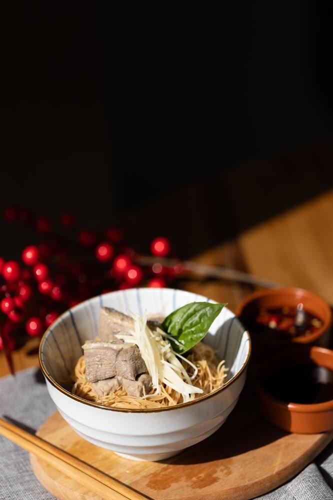 鳳凰酒店｜台中鳳凰酒店住宿評價：超強早午餐與親子星際樂園深度評測