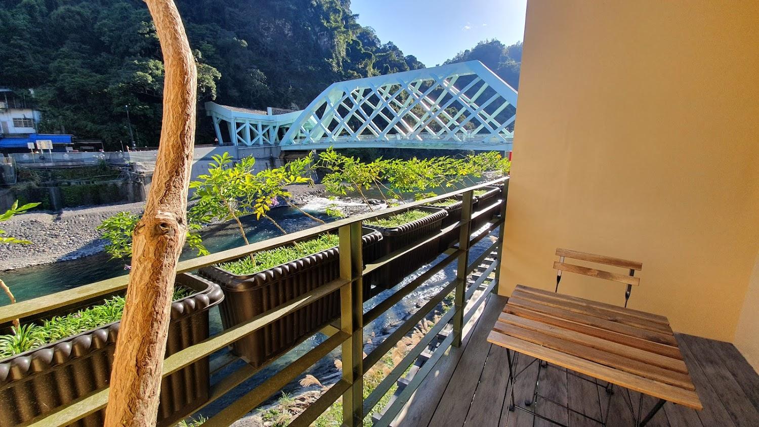 2026烏來溫泉住宿推薦》嚴選4間山城秘境，享受美人湯與絕美溪景