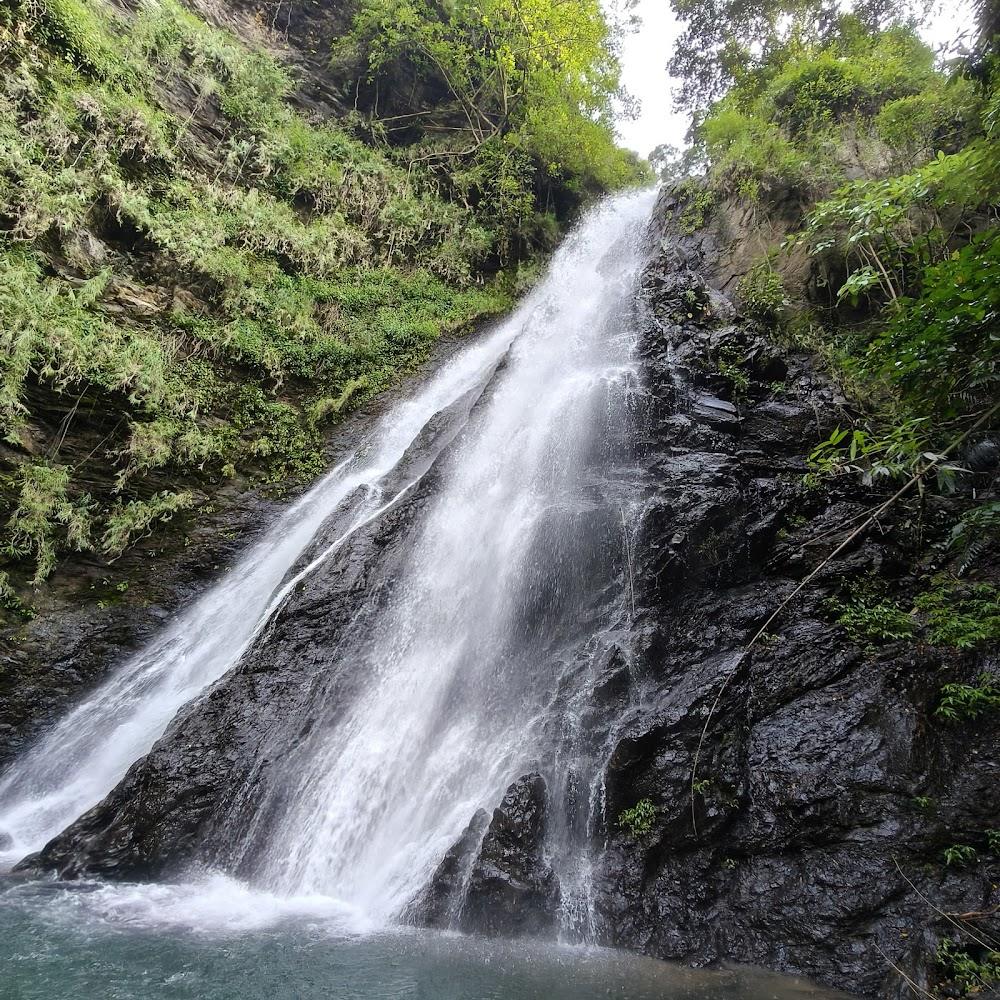 2026屏東避暑秘境｜來義神鷹瀑布群：漫步森林芬多精，探訪排灣族聖地與在地美食