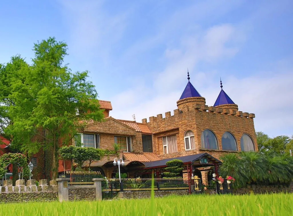 當午後微風穿過田間小路，宜蘭冬山住宿推薦讓旅行有了落腳的溫度