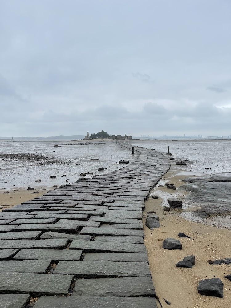 建功嶼的神祕摩西分海奇景，攝影愛好者的最愛