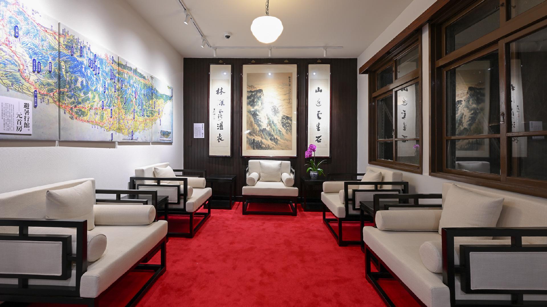 把行李帶進阿里山賓館，讓阿里山住宿多一段雲海記憶