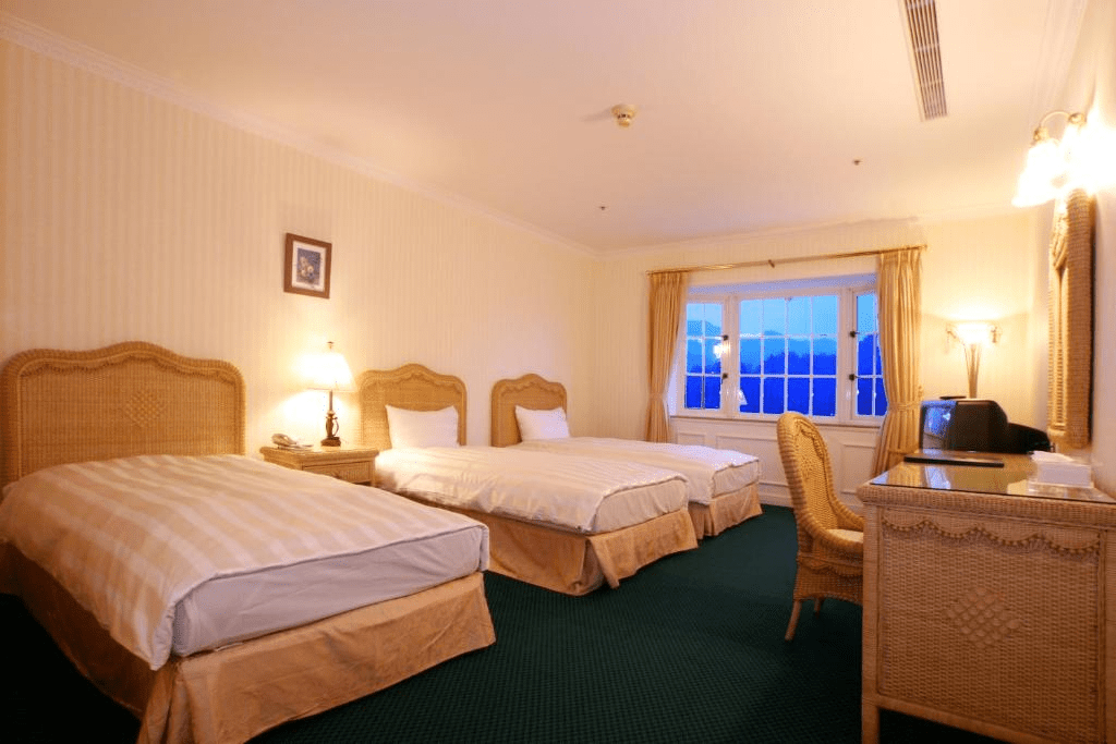 在新竹關西放慢腳步，住進萊馥健康休閒渡假村，讓親子旅行回到自然的節奏裡