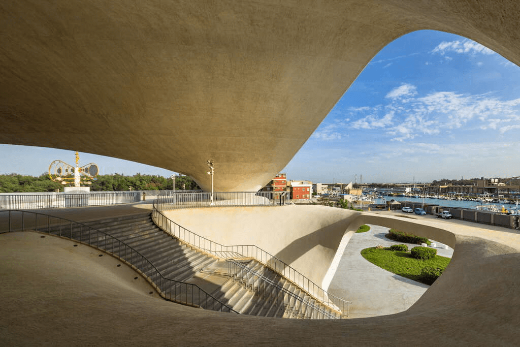 從永安漁港轉進新屋海岸線，走進永安海螺文化體驗園區，讓海風帶你認識這座靠海生活的地方