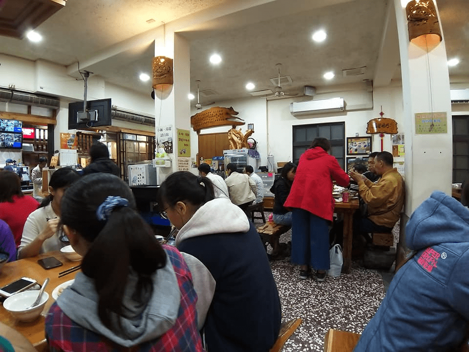 即使需要排隊，饕客們依然甘之如飴，只為品嚐這道美味。