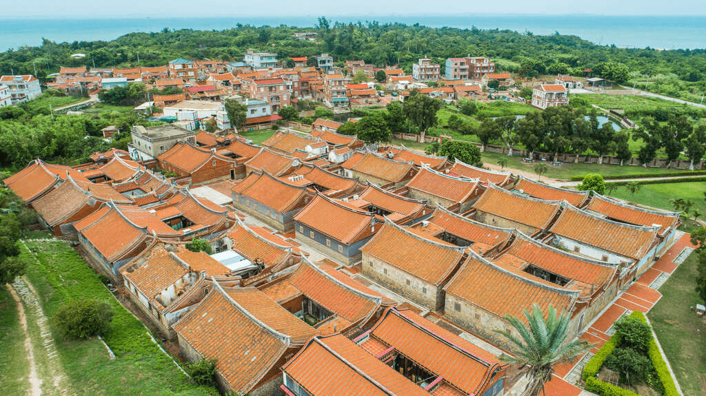 山后聚落依山面海，地理位置絕佳，被視為風水寶地。