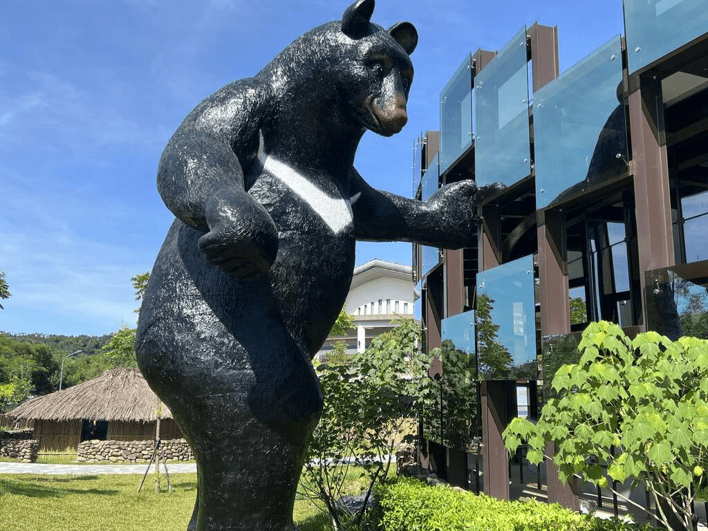 阿里山腳下的鄒族逐鹿文創園區，把重建與傳承寫成一段動人的山林記憶