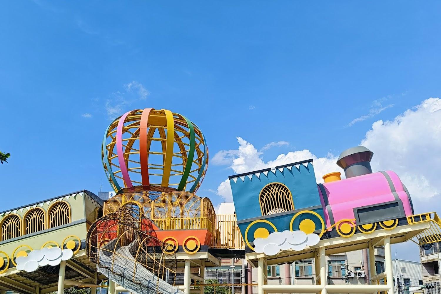 2026屏東親子旅遊懶人包：從林邊飛天火車到夢幻海生館，不容錯過的家庭打卡勝地全攻略