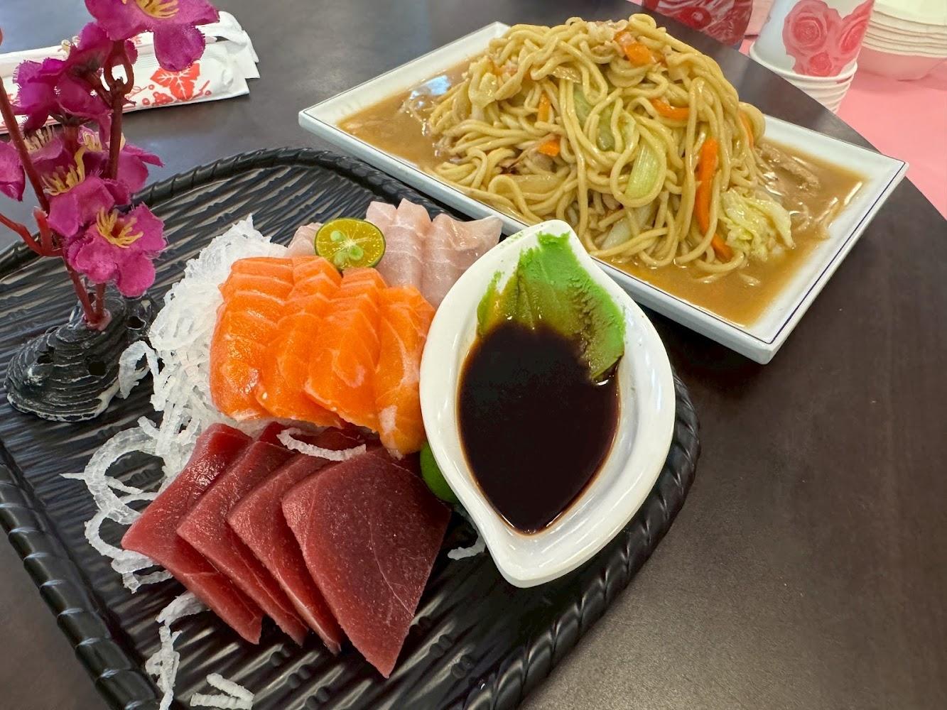 2026宜蘭頭城海鮮朝聖！烏石港「蟹老闆活海鮮」現撈現煮極致鮮甜，金沙中卷、海膽炒飯老饕必點