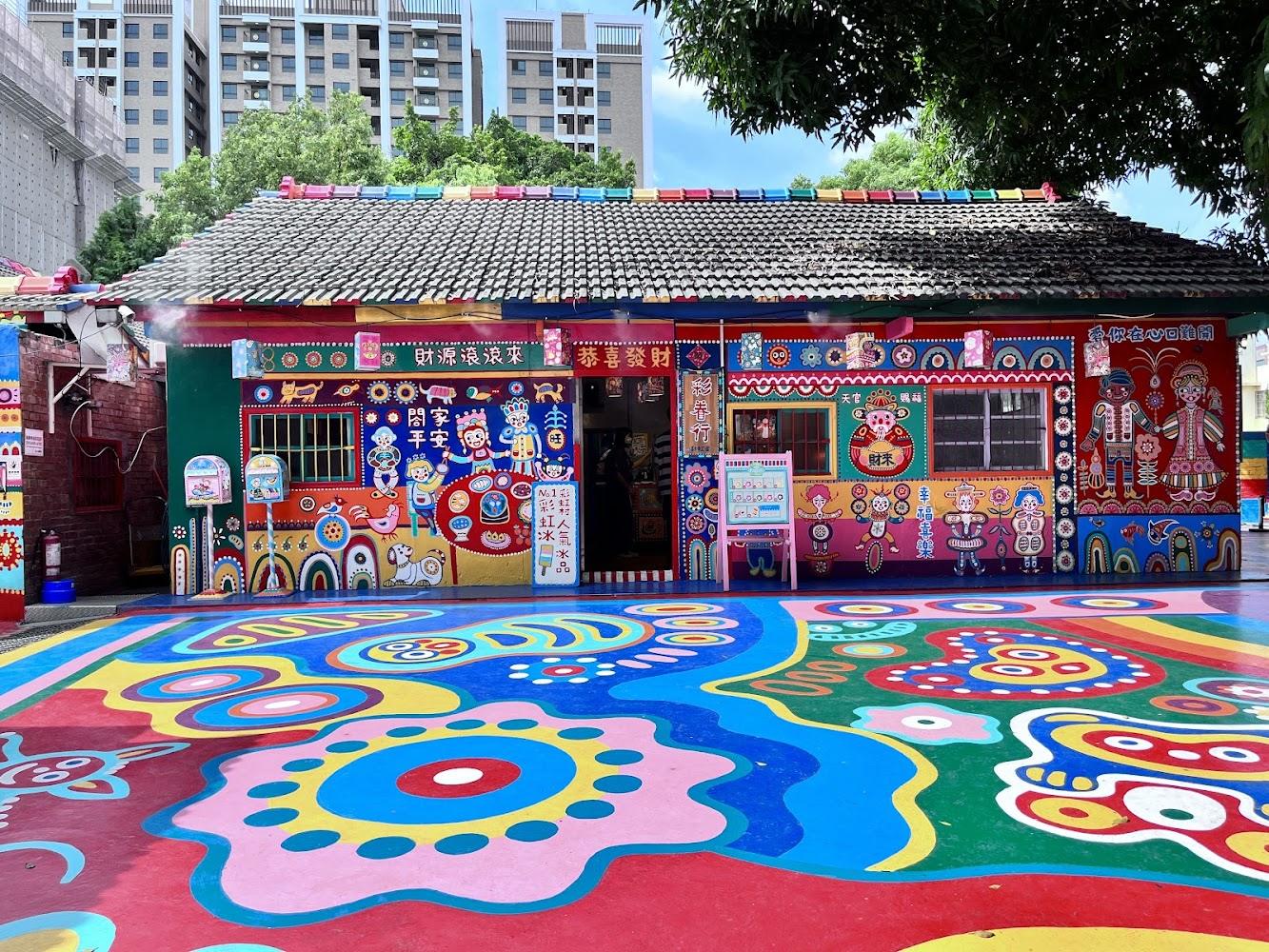 【2026台中景點推薦】週末輕旅行首選！草悟道、彩虹眷村5大必訪地圖，感受城市綠洲與慢活魅力