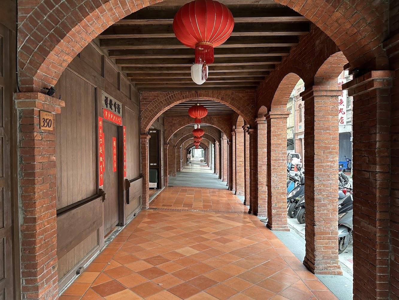 2026 台北迪化街深度旅遊攻略：年貨大街、百年建築與文創美食地圖