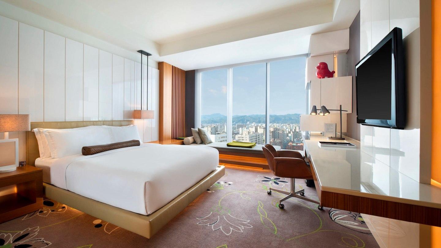 2026 台北 W 飯店開箱：信義區核心的潮流奢華，擁抱台北 101 絕美天際線的感官饗宴