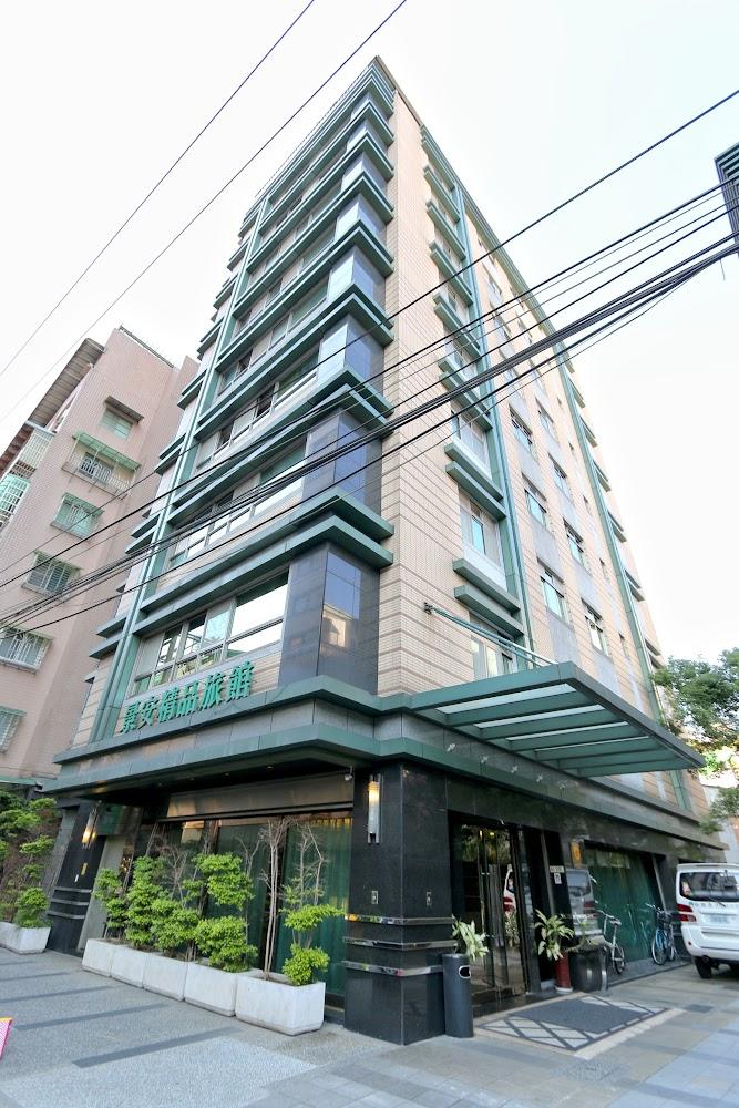 2026雙北高CP值住宿推薦：中和君迪商旅平日1,888元起，寬敞空間與免費停車成商務客首選