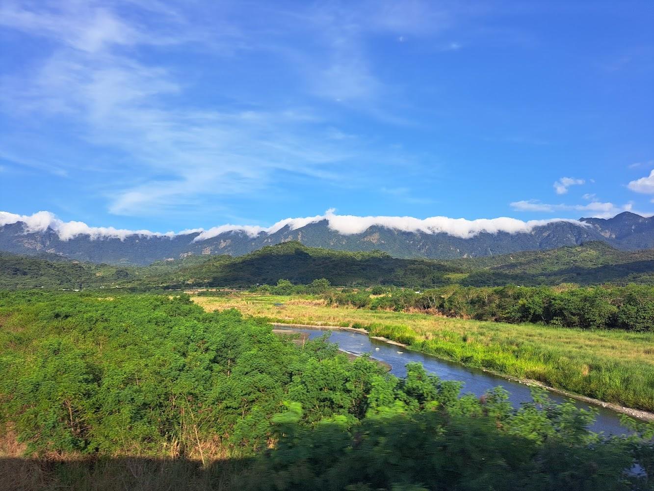 2026花蓮玉里旅遊指南：慢遊縱谷世外桃源，探索赤科山金針花海與板塊交界之美