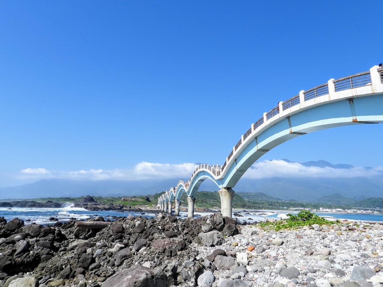 2026台東深度旅遊推薦：三仙台八拱橋、黑森林與小白屋，找回身心靈的純淨悸動