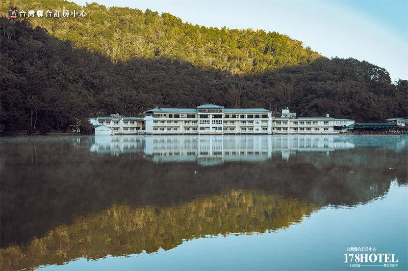 2026南投必住！全台唯一潭上建築「天水蓮大飯店」平日2,180元起，免費升等湖景房再送天鵝船體驗