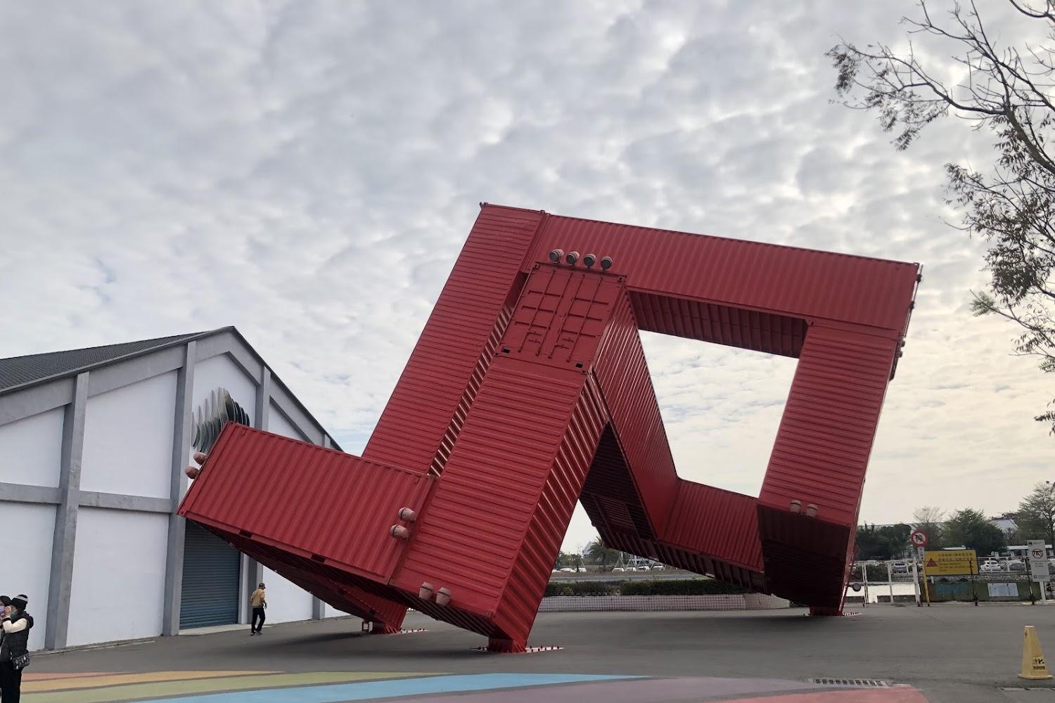 2026 高雄旅遊全攻略：走進駁二藝術特區與哈瑪星，深度感受港都文創與歷史魅力