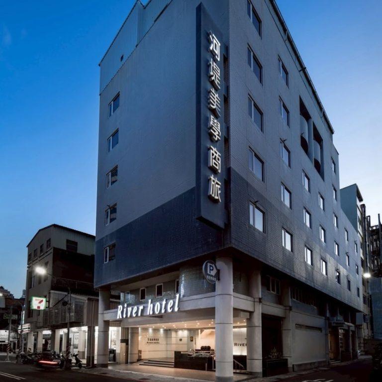 2026高雄超值住宿推薦｜河堤美學商旅九如館平日1,580元起，入住即贈愛之船遊河券！