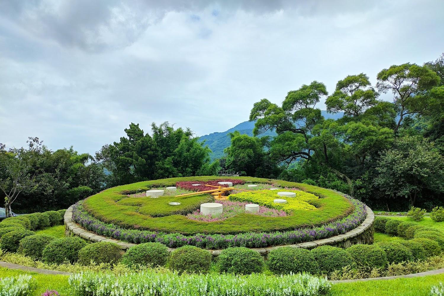 2026 陽明山全攻略：從火山地景到四季花海，走訪大台北最美自然瑰寶