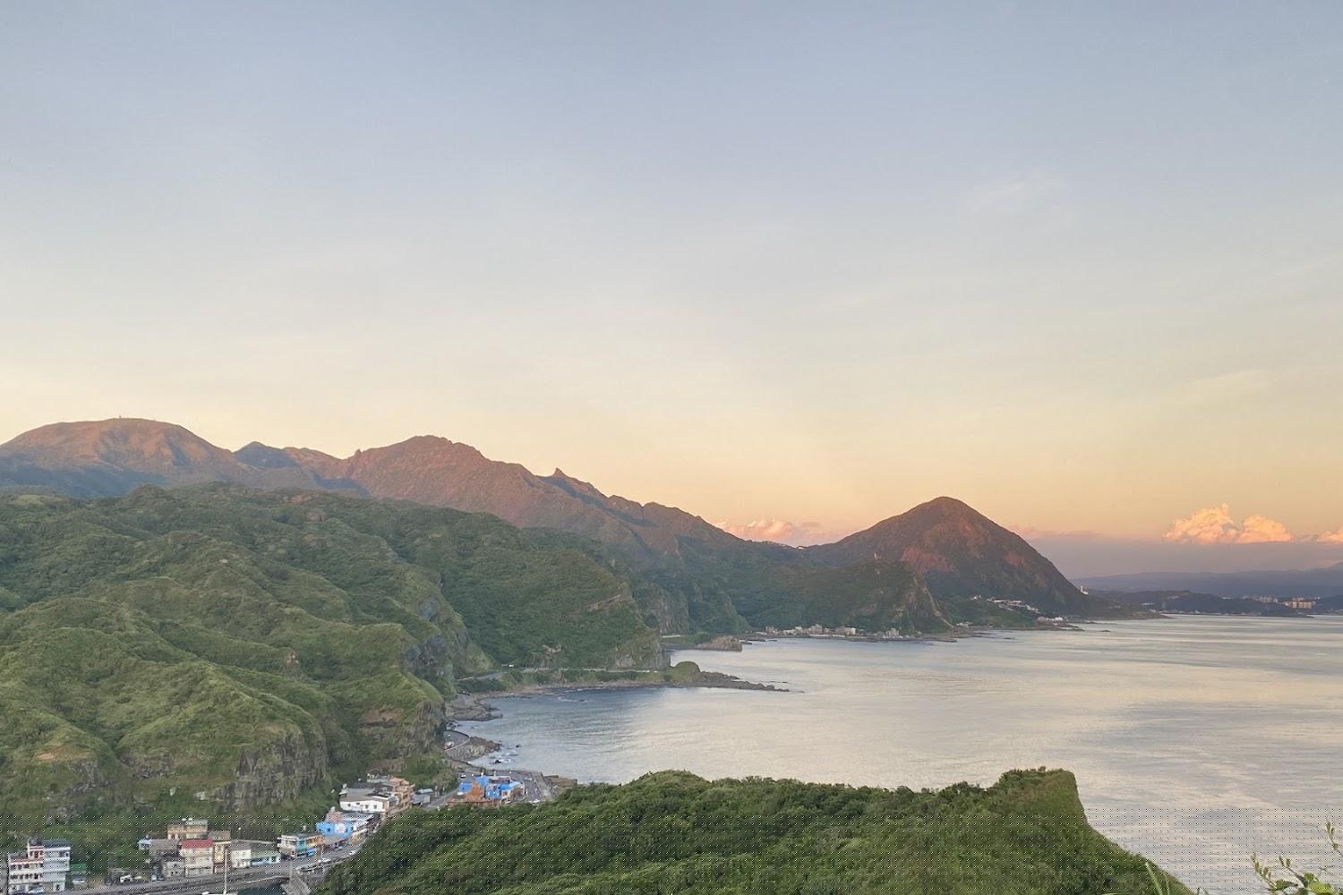 2026北台灣最強「山海療癒線」：從鼻頭角步道到九份山城，探索東北角絕美地質奇觀與深度文化之旅