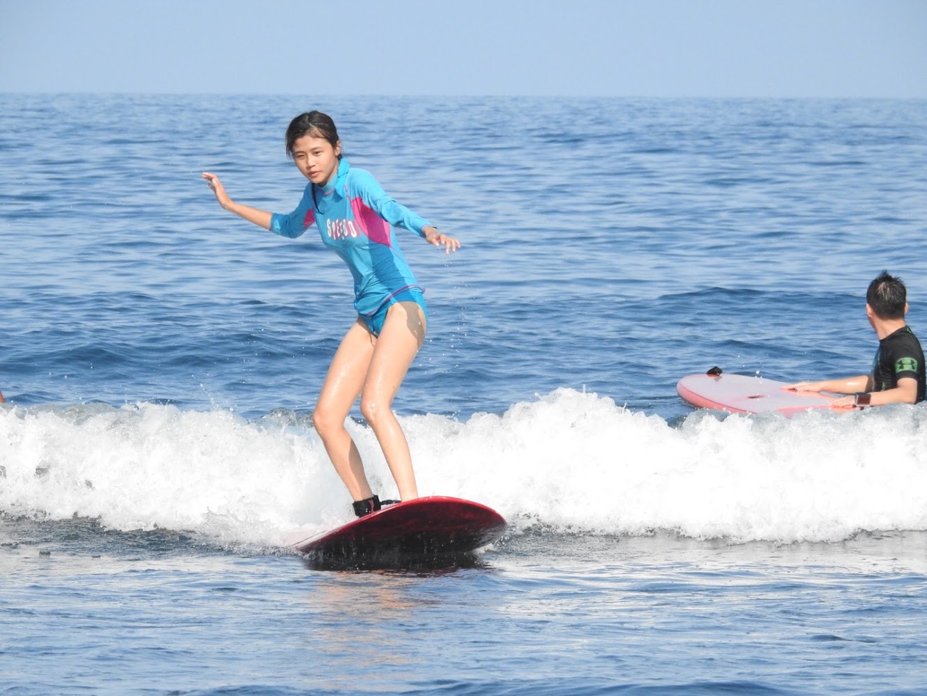 2026宜蘭頭城衝浪指南：烏石港藍洋衝浪20年專業教學，新手必看店家推薦與行程攻略