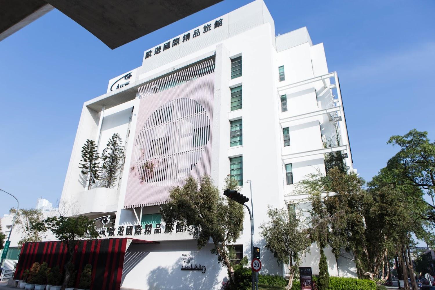 2026台中高鐵住宿首選｜康茵行旅 $1580 元起享超值雙人房，三鐵共構、全齡友善空間全攻略