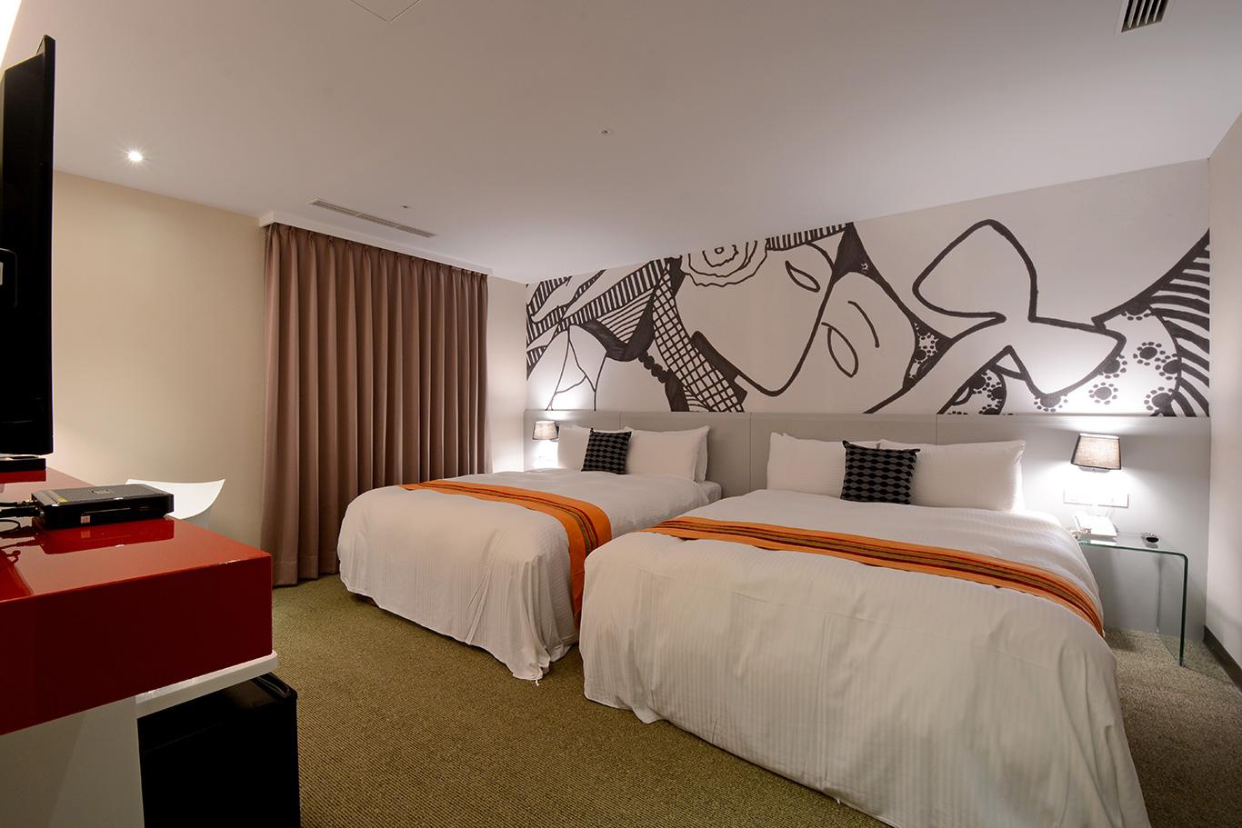 2026嘉義平價住宿推薦｜島宇居行藝文旅豪華四人房平日僅 $1,980，每人不到 500 元含早餐！