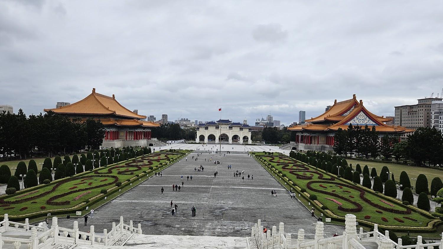 2026台北必訪地標：中正紀念堂深度遊，體驗建築美學、儀隊交接與在地美食的文化饗宴