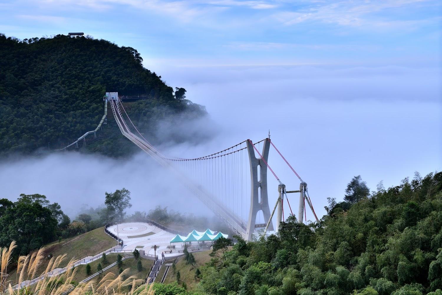 2026嘉義梅山太平雲梯全攻略：漫步全台最高吊橋，飽覽雲海平原壯闊美景