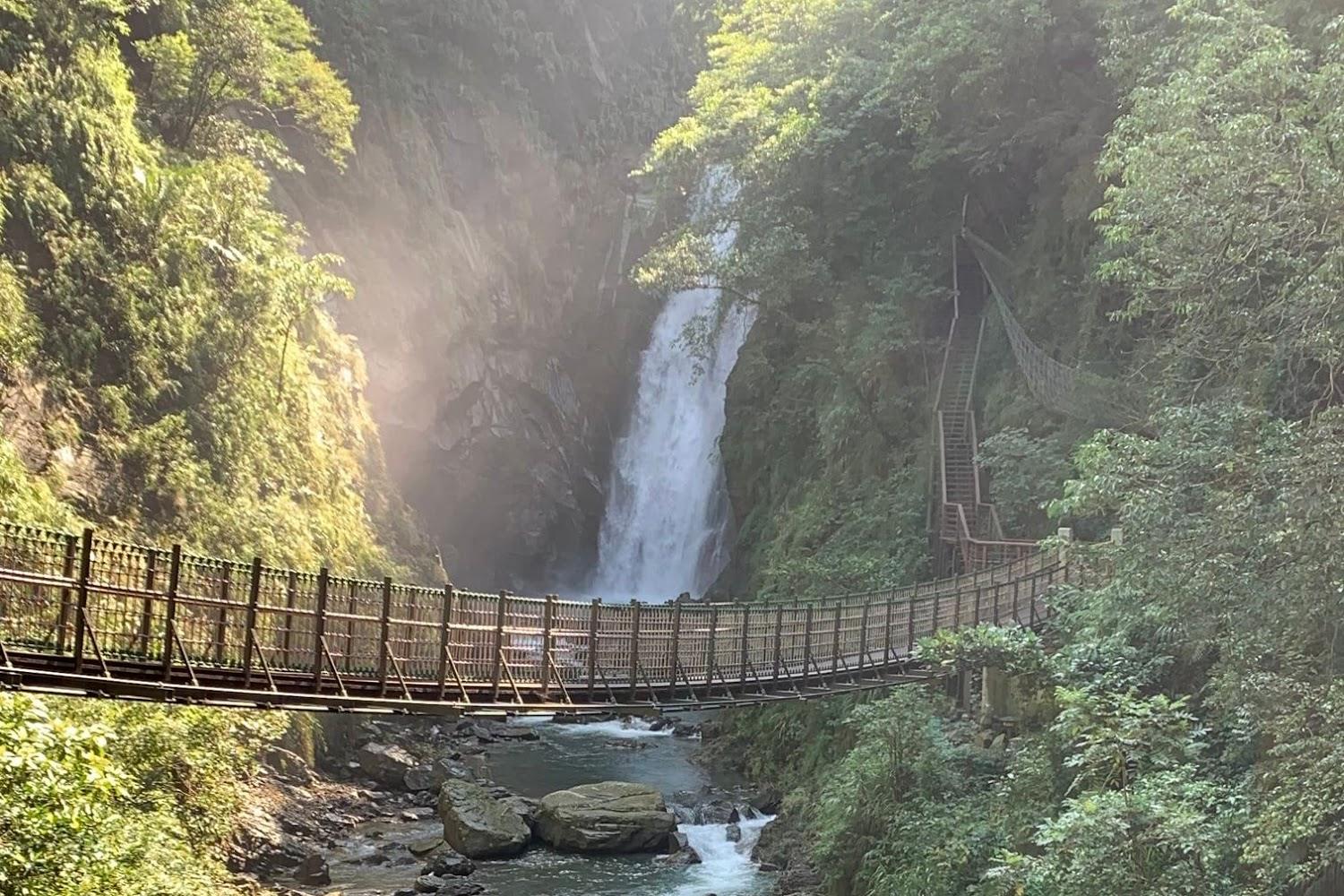 2026嘉義梅山秘境：觀音瀑布森呼吸，洗滌心靈的自然輕旅行全攻略