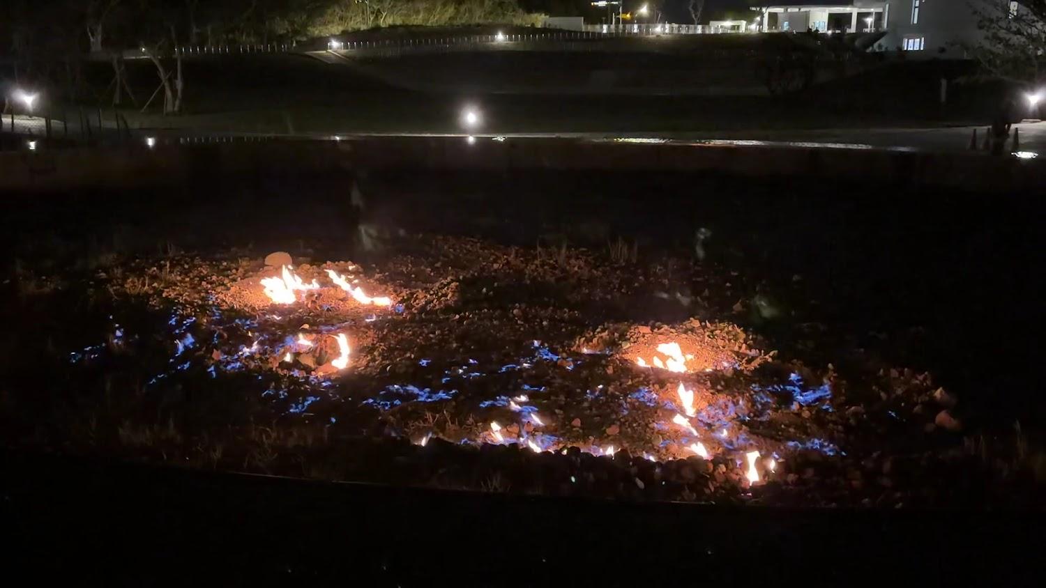 2026 恆春出火地質公園華麗轉型！地火奇觀、璀璨星空與生態教育的深度旅遊新地標