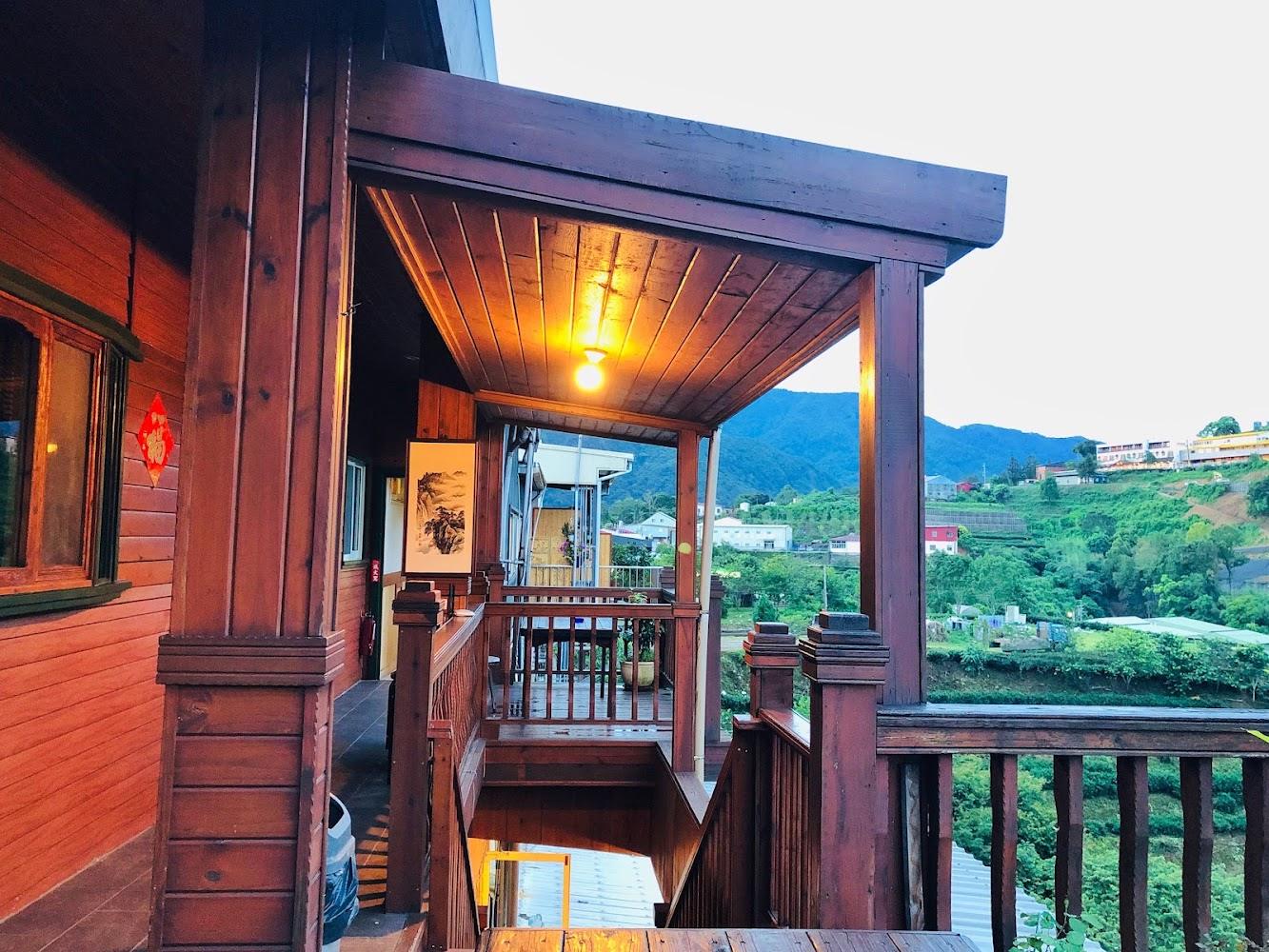 2026南投清境住宿推薦！佳美休閒渡假山莊平日只要1,888元，絕美雲海木屋CP值爆表
