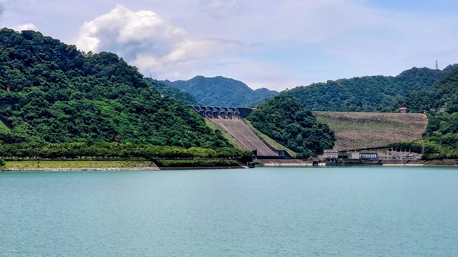 2026 桃園石門水庫慢活指南：深度探索北台灣療癒系湖光山色與四季美景全攻略