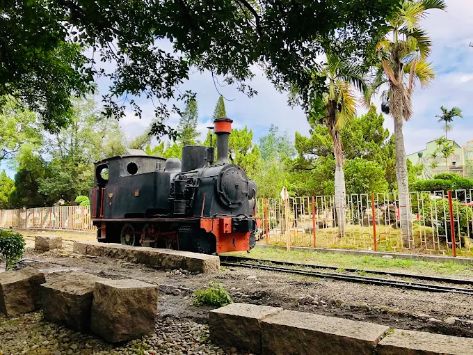 雲林虎尾的夜很溫柔，住進風華渡假旅館，在不被打擾的空間裡慢慢放鬆