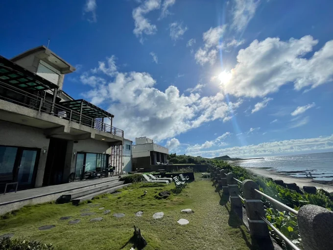 在綠島海景住宿醒來看太平洋晨光，午後直接走進浮潛海域