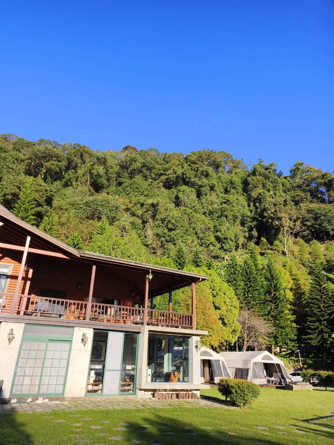 充滿歡笑的包棟時刻