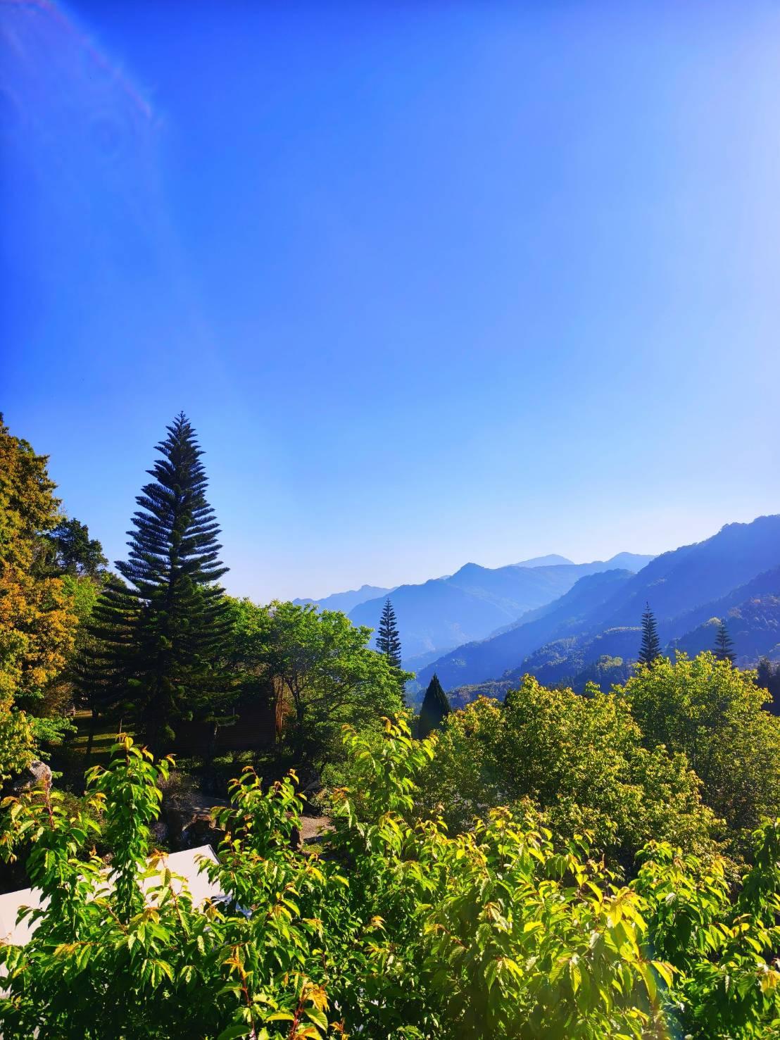 營區與自然融為一體