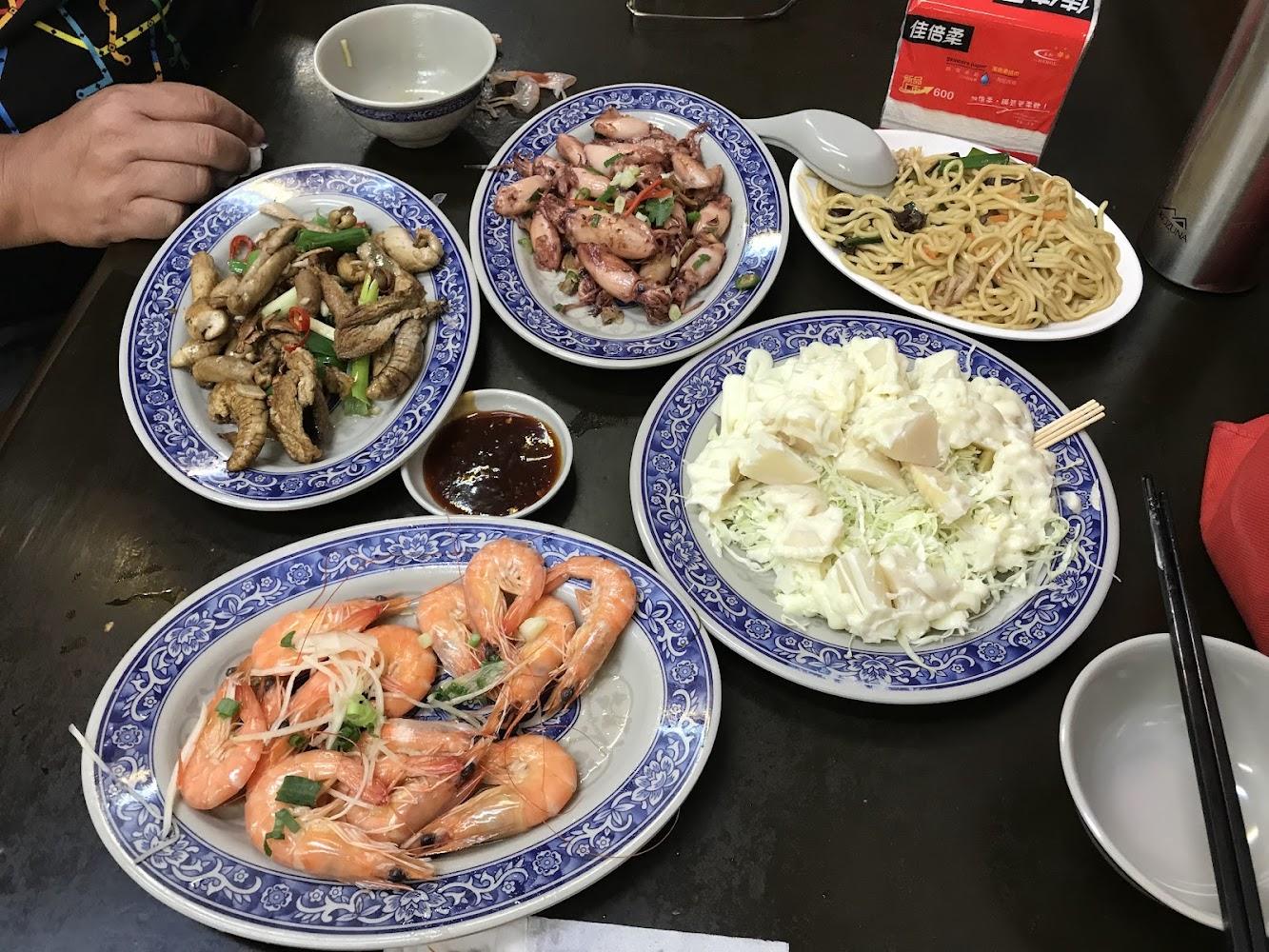 黑白毛海鮮平價美食