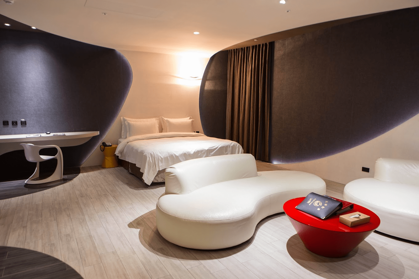 歐遊新莊館內舒適的休憩空間，適合現代人進行短暫的都會微型度假