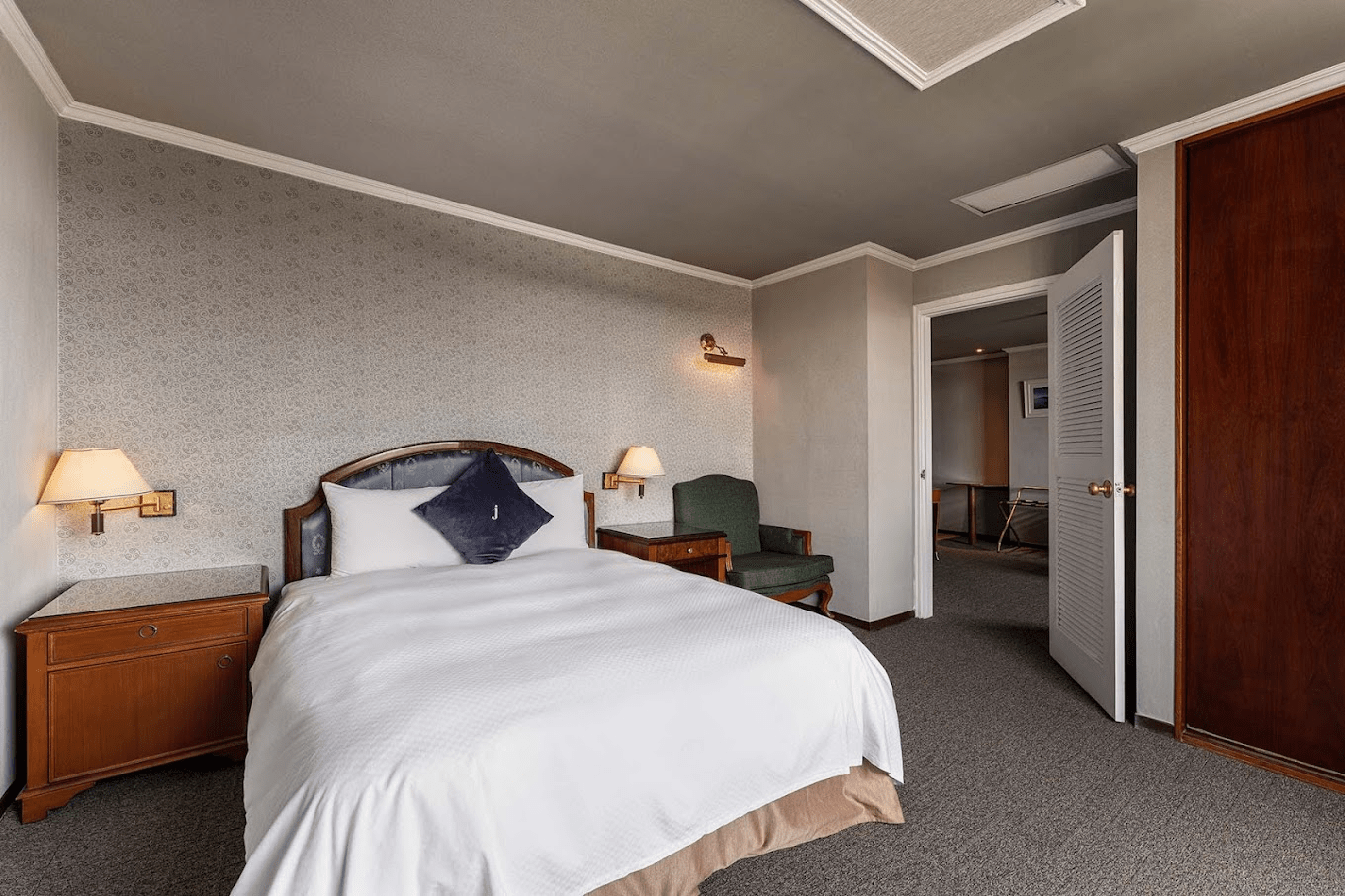 在城市核心找到休息空間，日月光新竹館讓你用最輕鬆方式感受新竹節奏