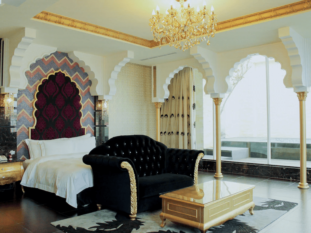 在寬敞的套房中，享受一段完全屬於自己的靜謐時光，這就是歐遊的魅力