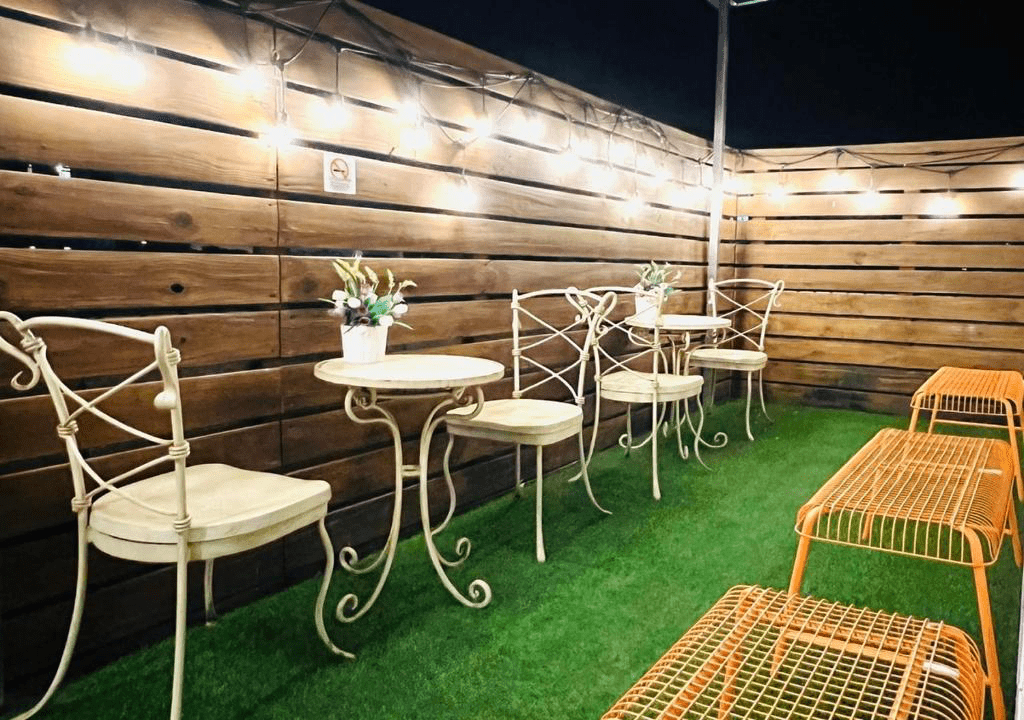 當海風輕輕吹進城市，住進夏優旅居－駁二館，收藏一段溫柔的高雄記憶