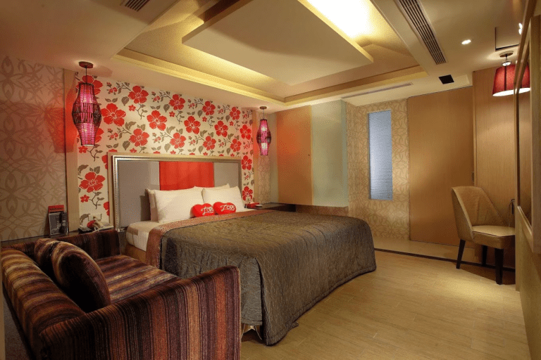 從喧囂走向寧靜，住進香堤精品旅館，讓高雄的夜晚多了一種溫柔與沉靜