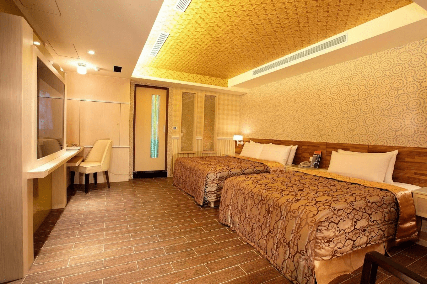 香堤精品旅館客房內的舒適空間一隅