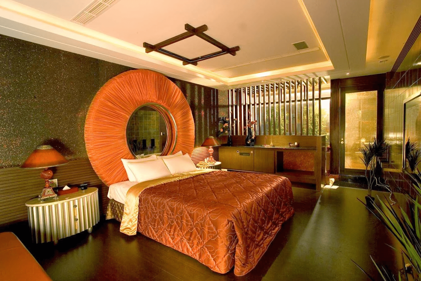 在高雄的角落裡停留一晚，入住香堤時尚旅館，感受剛剛好的距離與節奏