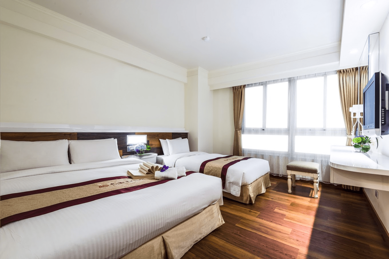 九福大飯店周邊街景，顯示其位於市區的便利位置