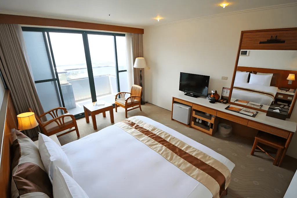 一場海與陽光的旅行,從雅霖大飯店開始,把每一刻的輕鬆收藏進記憶裡