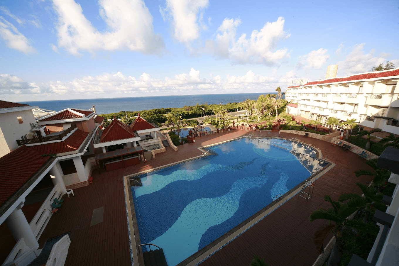 在南國的陽光與海之間，住進墾丁福容大飯店，讓生活慢下來感受每一刻